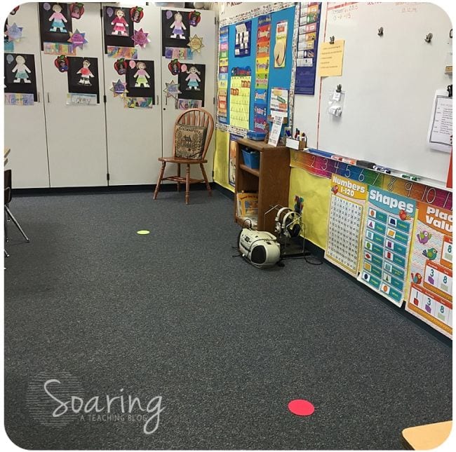 30pcs Practical Carpet Sitting Spots Markers Classroom Floor Markers 