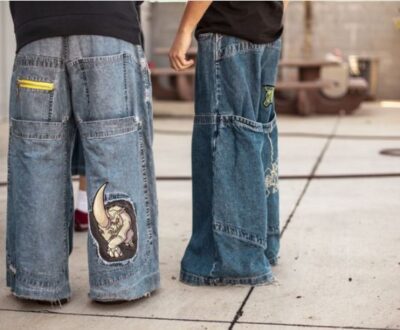 Two people wearing JNCO jeans of the 1990s