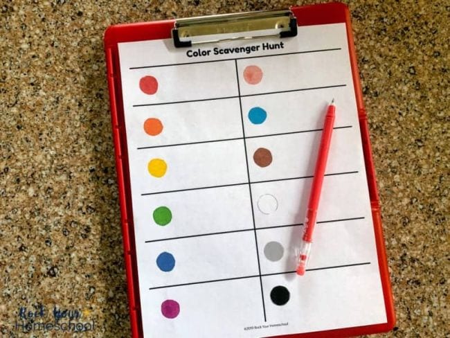Color scavenger hunt on a clipboard with a pencil