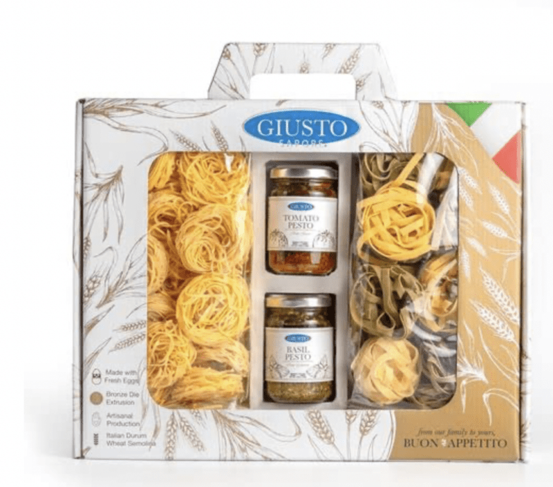 Pasta and sauce kit