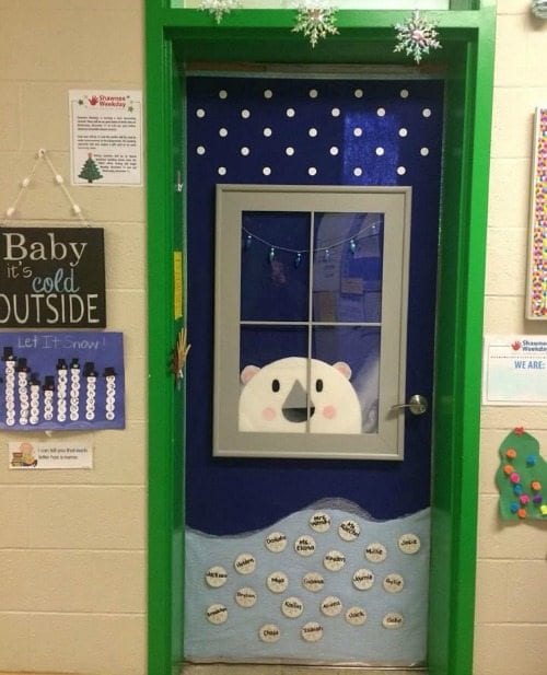 45 Amazing Ideas For Winter And Holiday Classroom Doors