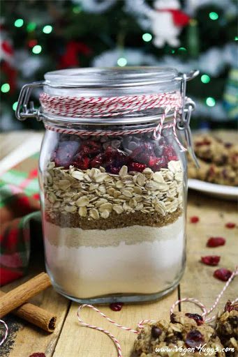 Cookie ingredients in a jar- DIY Teacher Gifts