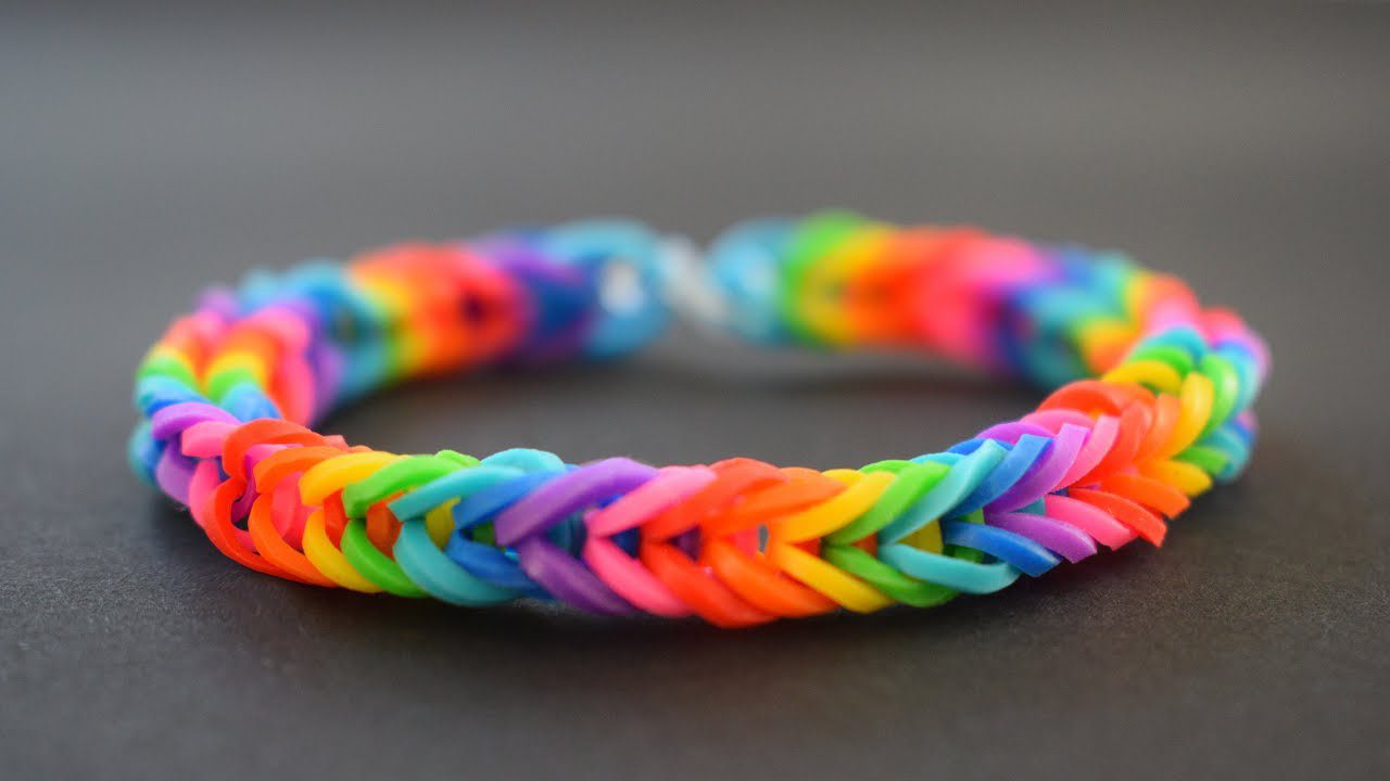 Photo of bracelet made via loom bands