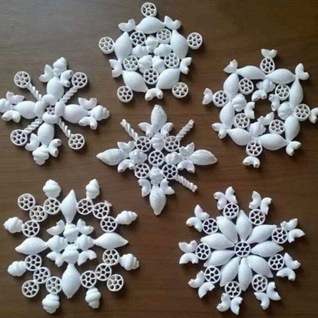 Snowflake winter classroom crafts made from pasta