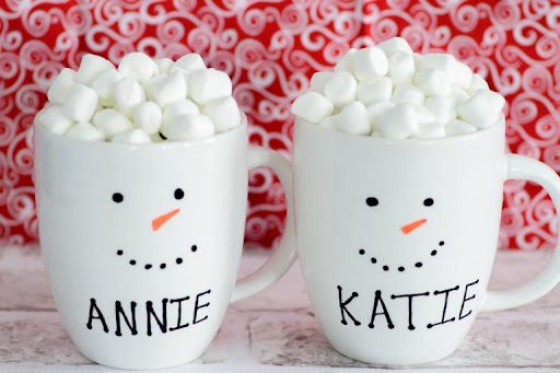 Mugs with snowman faces on them- DIY Teacher Gifts