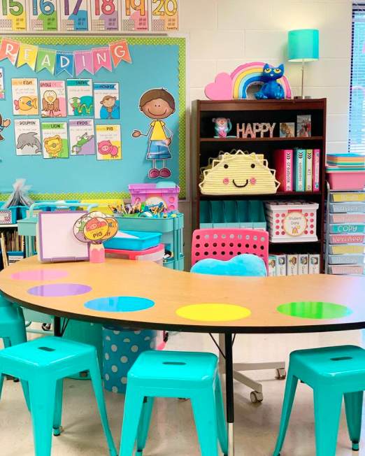 Sunshine theme and artist palette desk in classroom