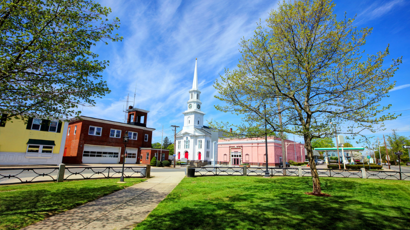 Picture of a rural town square 