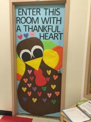 Thanksgiving Bulletin Boards & Door Decorations To Showcase Gratitude