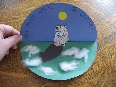 a construction paper groundhog day project 